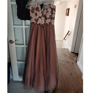 Gorgeous Faviana dress